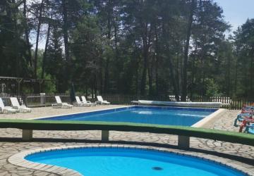 Camping Les Sapins de Correze